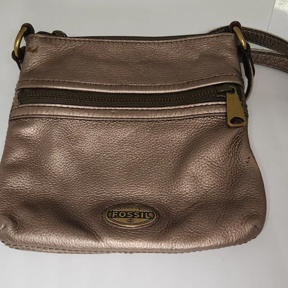 Fossil Vintage Explorer Gunmetal Color Leather Crossbody Bag Purse